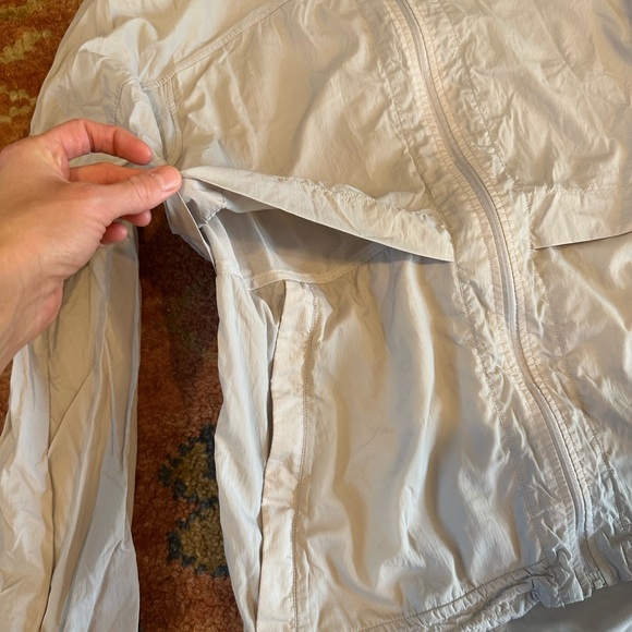 Lululemon Packable Jacket Size 8 - Picture 3 of 6